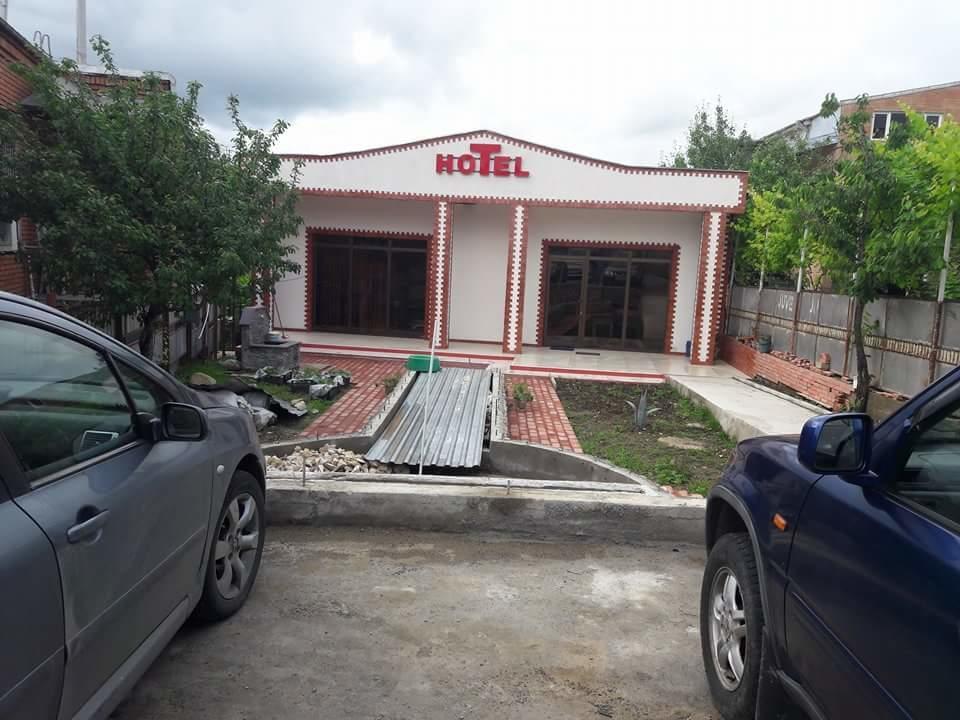 Hotel Rio Kutaisi Bagian luar foto