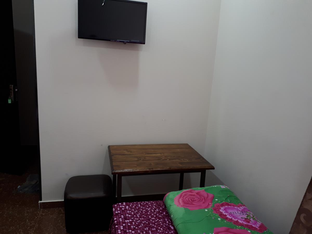 Hotel Rio Kutaisi Bagian luar foto