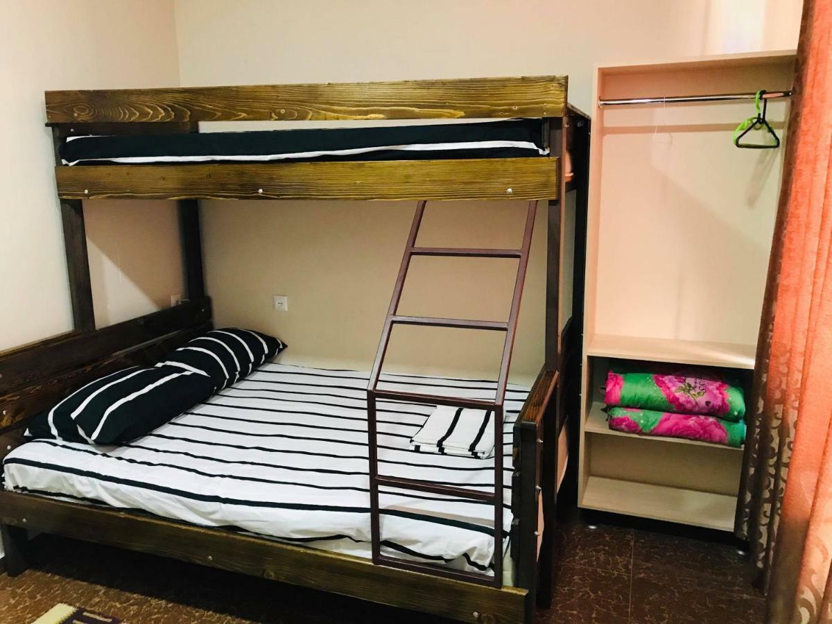 Hotel Rio Kutaisi Bagian luar foto