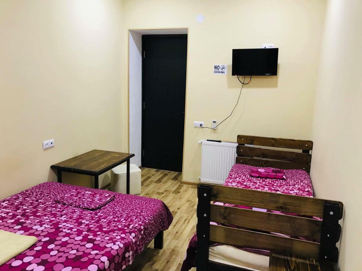 Hotel Rio Kutaisi Bagian luar foto