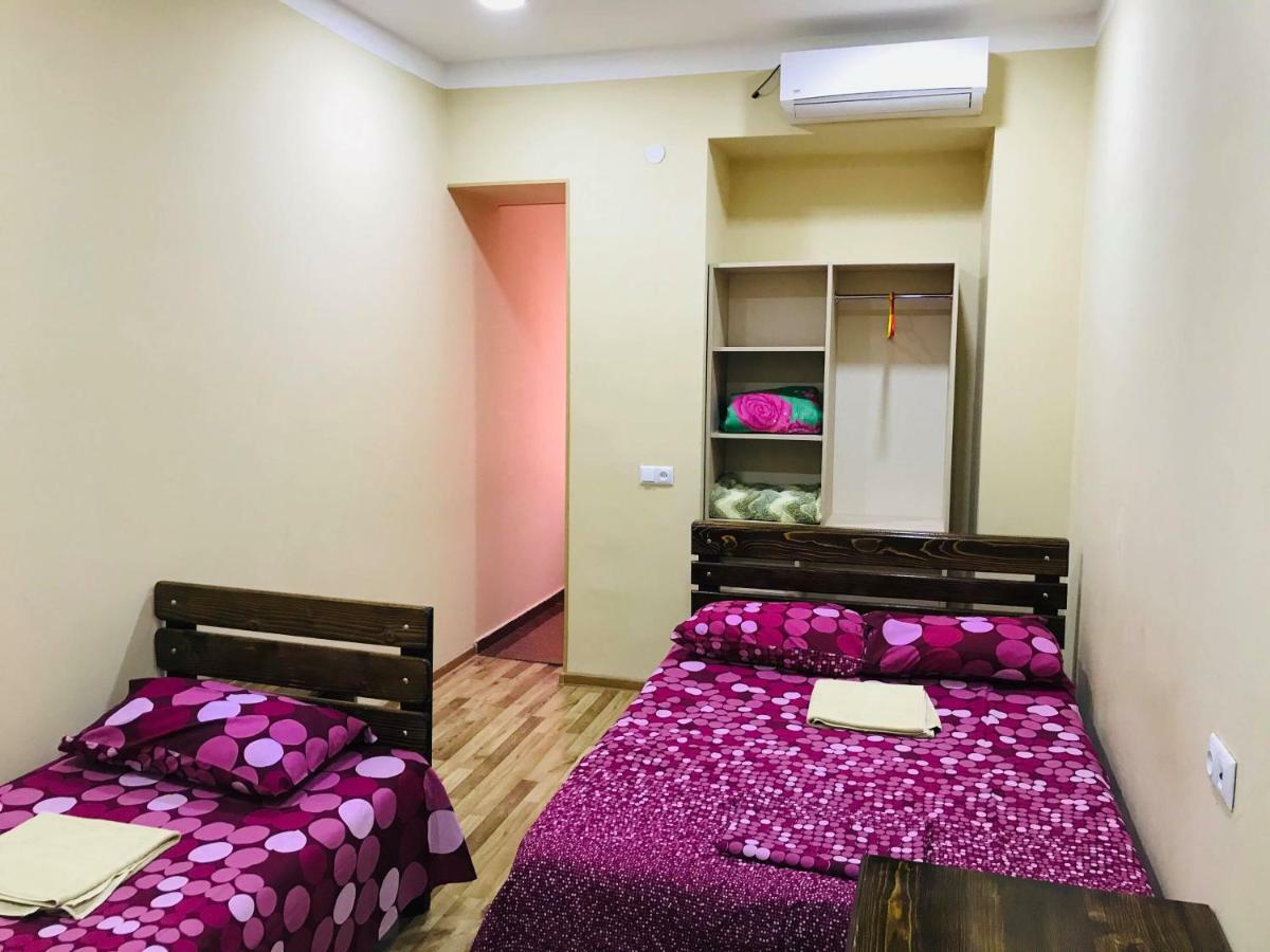 Hotel Rio Kutaisi Bagian luar foto