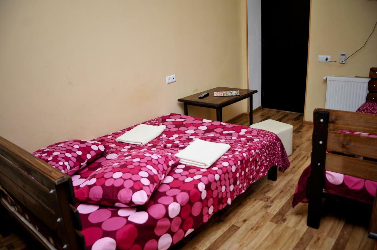 Hotel Rio Kutaisi Bagian luar foto