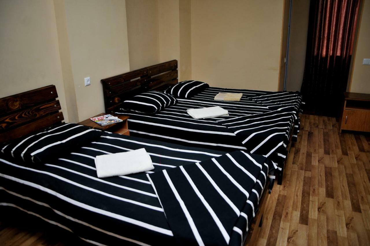Hotel Rio Kutaisi Bagian luar foto