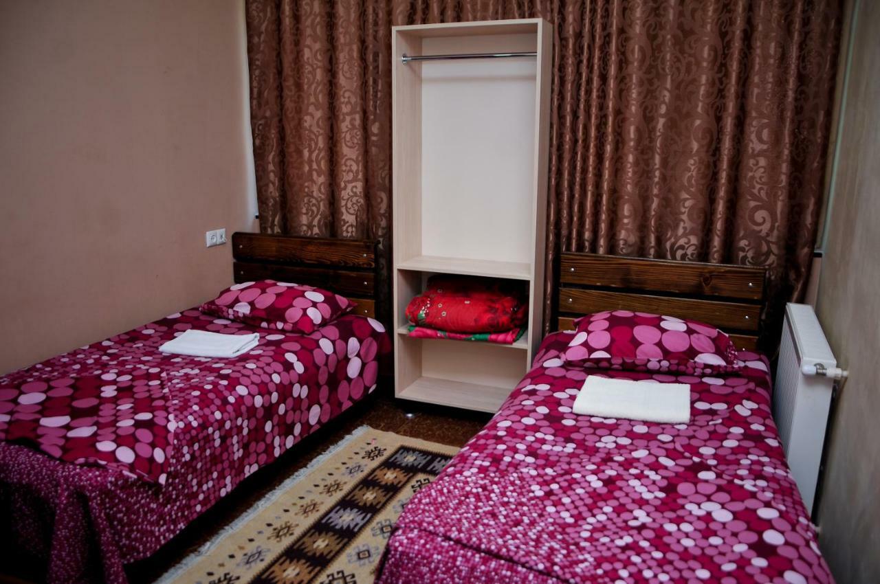 Hotel Rio Kutaisi Bagian luar foto